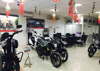 Apple-honda-Motorcycle-dealers-Alkapuri-vadodara-Gujarat-2