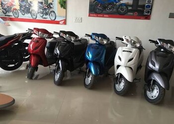 Apple-honda-Motorcycle-dealers-Vadodara-Gujarat-3
