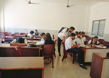 Arka-jain-university-Engineering-colleges-Jamshedpur-Jharkhand-2