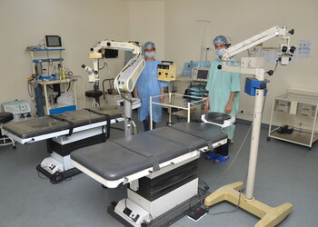 Arora-eye-hospital-and-retina-centre-Eye-hospitals-Jalandhar-Punjab-2