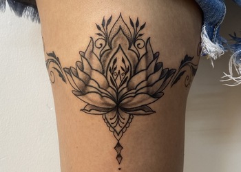 Art-effects-Tattoo-shops-Versova-mumbai-Maharashtra-3