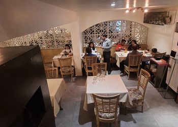 Arthurs-theme-Italian-restaurants-Pune-Maharashtra-2