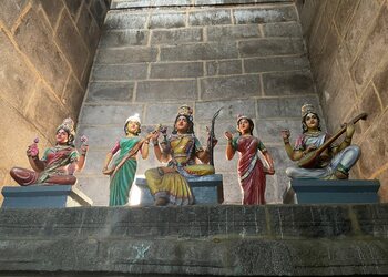 Arulmigu-uchi-pillaiyar-temple-Temples-Tiruchirappalli-Tamil-nadu-3