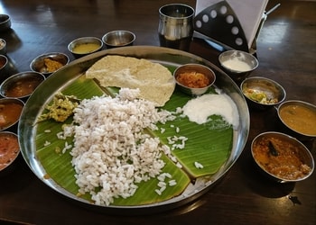 Aryaas-park-veg-restaurant-Pure-vegetarian-restaurants-Kowdiar-thiruvananthapuram-Kerala-2