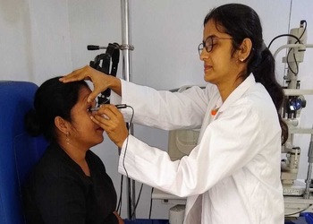 Ashwini-eye-clinic-Eye-hospitals-Andheri-mumbai-Maharashtra-3