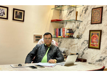 Astrologer-om-acharya-sailyajit-Astrologers-Kamakhya-Assam-1