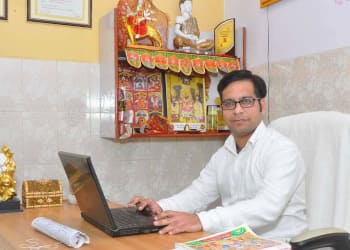 Astrologer-subhash-k-gulati-Vastu-consultant-New-delhi-Delhi-1