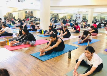 Aumyogashala-Yoga-classes-Cyber-city-gurugram-Haryana-2