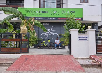 Avengers-cycle-club-Bicycle-store-Udaipur-Rajasthan-1