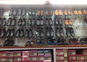 Avon-foot-wear-Shoe-store-Nagpur-Maharashtra-3