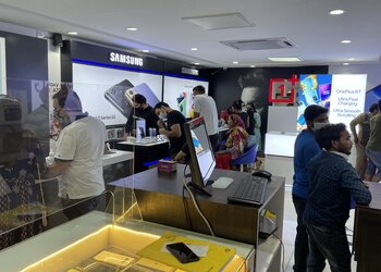 B-s-telecom-Mobile-stores-Rajguru-nagar-ludhiana-Punjab-2