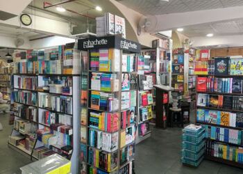 Bahrisons-booksellers-Book-stores-Gurugram-Haryana-2