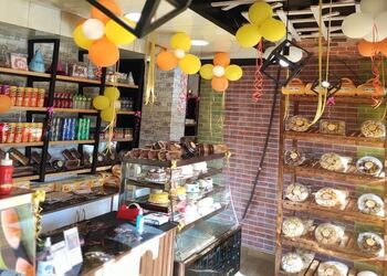 Bake-bite-Cake-shops-Shimla-Himachal-pradesh-2