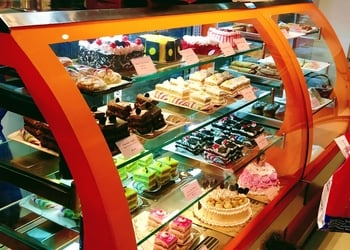 Bakeaholic-Cake-shops-Baranagar-kolkata-West-bengal-2