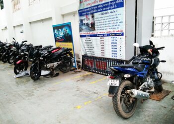 Bansari-automobiles-Motorcycle-dealers-Gandhinagar-Gujarat-2