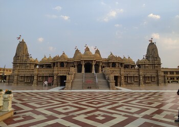 Baps-shri-swaminarayan-mandir-Temples-Jamnagar-Gujarat-1