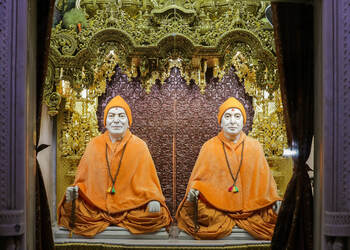 Baps-shri-swaminarayan-mandir-Temples-Surat-Gujarat-3