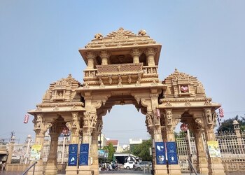 Baps-shri-swaminarayan-mandir-Temples-Vadodara-Gujarat-1
