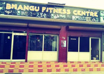 Bhangus-pumping-iron-gym-Gym-Patiala-Punjab-1