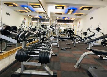 Bhangus-pumping-iron-gym-Gym-Patiala-Punjab-2