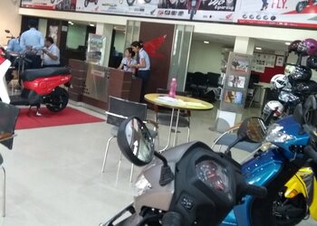 Bhavna-honda-Motorcycle-dealers-Navi-mumbai-Maharashtra-3