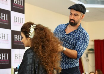 Bhi-makeup-and-hair-academy-Makeup-artist-Mahim-mumbai-Maharashtra-2