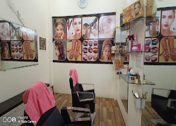 Bhumi-beauty-parlour-cosmetic-Beauty-parlour-Kirari-suleman-nagar-Delhi-2