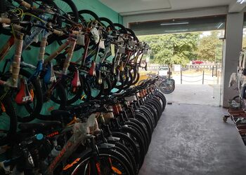 Bicycle-adda-Bicycle-store-Cyber-city-gurugram-Haryana-3