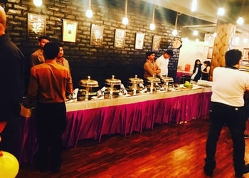Black-mud-restaurant-and-cafe-Cafes-Jhansi-Uttar-pradesh-2