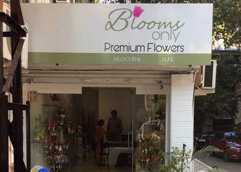 Blooms-only-Flower-shops-Pune-Maharashtra-1