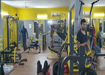 Bluto-fitness-studio-Gym-Velachery-chennai-Tamil-nadu-2