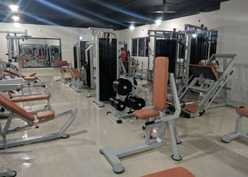 Body-design-club-fitness-centre-Gym-Vyttila-kochi-Kerala-3