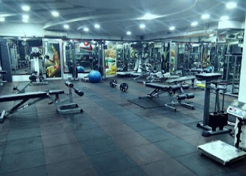 Body-design-gym-fitness-center-Gym-Versova-mumbai-Maharashtra-2