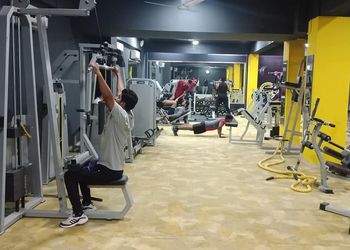 Body-renovator-gym-Gym-Gandhidham-Gujarat-3