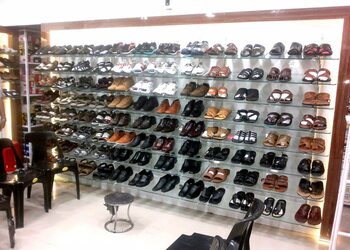 Bombay-footwear-Shoe-store-Solapur-Maharashtra-2