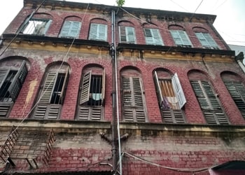 Bow-barracks-Tourist-attractions-Kolkata-West-bengal-2