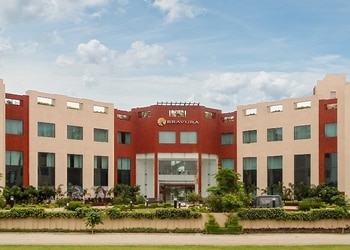 Bravura-gold-resort-4-star-hotels-Meerut-Uttar-pradesh-1