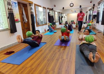 Breathe-in-yoga-studio-Yoga-classes-Secunderabad-Telangana-2