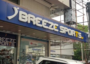 Breeze-sports-Sports-shops-Kochi-Kerala-1