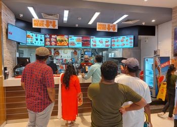 Burger-king-Fast-food-restaurants-Vijayawada-Andhra-pradesh-2