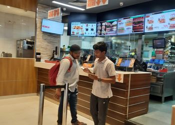Burger-king-Fast-food-restaurants-Vijayawada-Andhra-pradesh-3