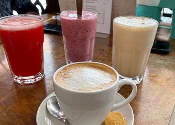 Cafe-bodega-Cafes-Goa-Goa-2