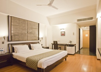 Cambay-sapphire-4-star-hotels-Gandhinagar-Gujarat-2