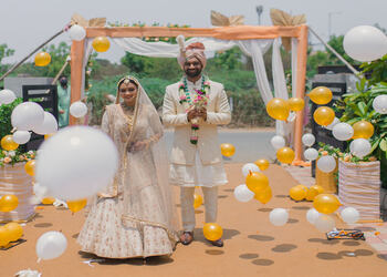 Canonboy-productions-Wedding-photographers-Majura-gate-surat-Gujarat-2