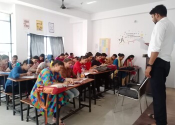 Career-power-Coaching-centre-Ujjain-Madhya-pradesh-3