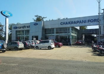 Chakrapani-ford-Car-dealer-Jorhat-Assam-1