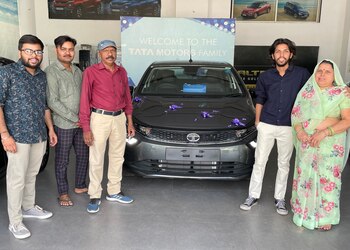 Chambal-motors-pvt-ltd-Car-dealer-Rangbari-kota-Rajasthan-2