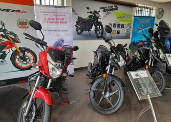 Chandra-honda-Motorcycle-dealers-Kavundampalayam-coimbatore-Tamil-nadu-2