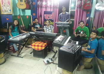 Chatterjee-music-academy-Guitar-classes-Geeta-bhawan-indore-Madhya-pradesh-2