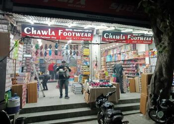 Chawla-footwear-Shoe-store-Faridabad-Haryana-1